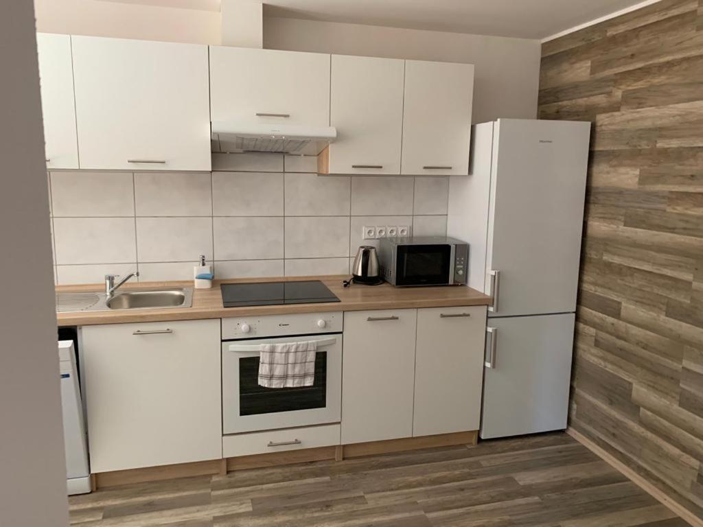 Ubytovani U Koupaliste Velké Meziříčí Екстериор снимка